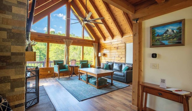 New Hot Tub - Sweet Pines Cabin - Sleeps up to 8 in Patriot