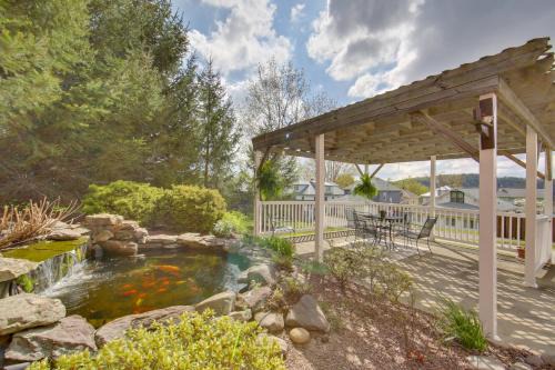 New Kensington Vacation Rental w/Shared Amenities in New Kensington