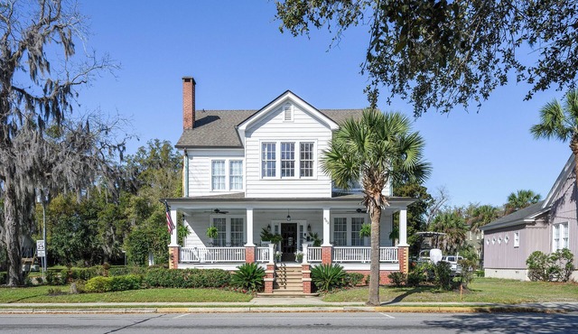 New Listing-Elegant Historic Beaufort Retreat – 4 Bedroom, 4.5 Bath