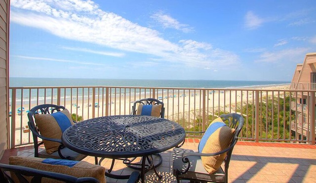 New Listing! Luxury Oceanfront Villa