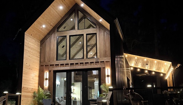 NEW!opened June 1st! Blairsville, Georgia! 24’ ceilings! Custom build. PRIVATE!