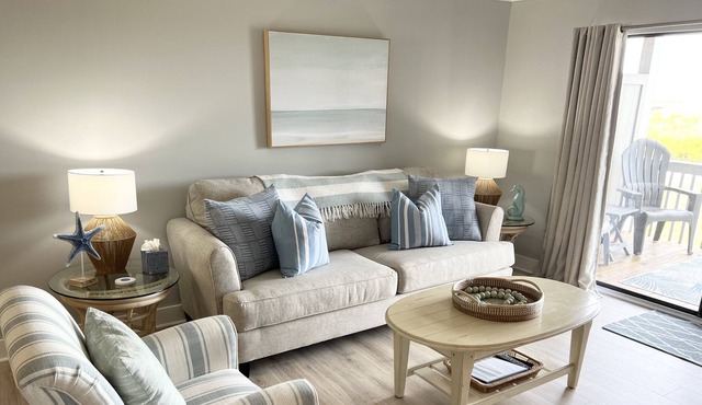 Newly Renovated Oceanfront condo, steps from beach, 2 balconies