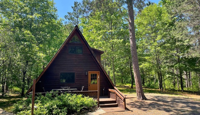 Norpine Aframe Cabin - Cabin in the woods in Barnes