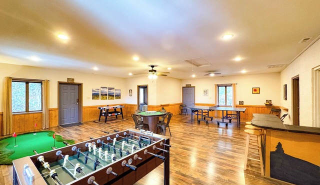 Not Your Average 4BR Cabin | Epic Game Room + Sauna in Whittier