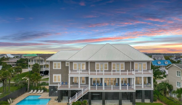 Oasis: 7BR Home w/ Private Pool & Stunning Views