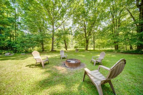 Pet-Friendly Espyville Home w/Yard & Fire Pit! in Hartstown
