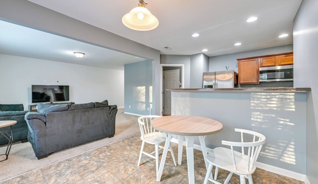 Pet-friendly Home Just Outside Downtown Charlotte!