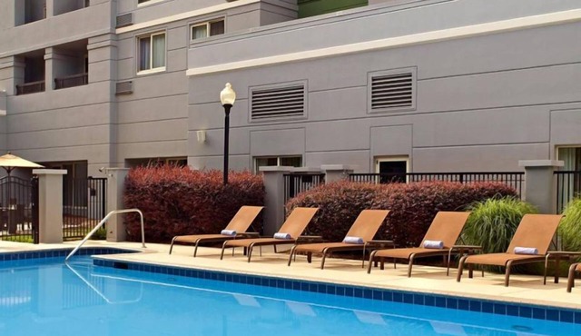 Pets are Allowed Here! 3 Modern Units, Seasonal Outdoor Pool! in Atlanta