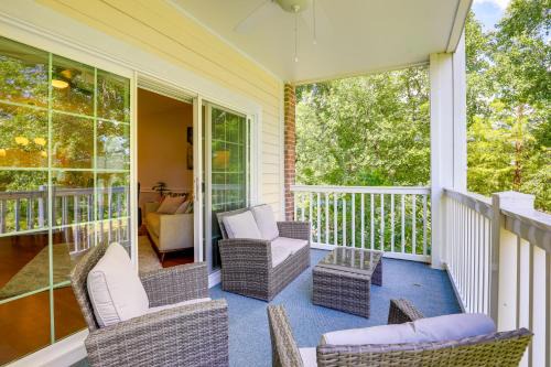 Pool Access! Myrtle Beach Condo, 7 Mi to Boardwalk in Myrtle Beach