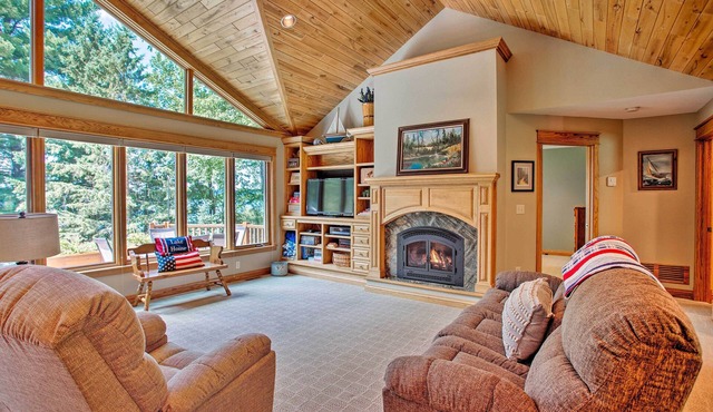 Private Family Retreat on Middle Eau Claire Lake! in Barnes