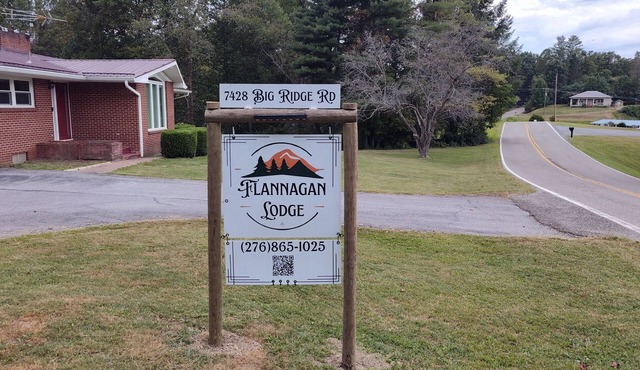 Private Guest Suite 2BR/1BA in Haysi near Flannagan Dam in Haysi