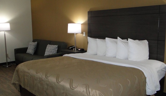 Quality Inn Clinton - Knoxville North
