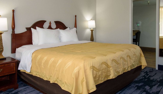Quality Inn Lewisburg