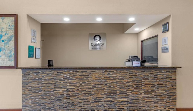 Quality Inn & Suites Caseyville - St Louis in Caseyville