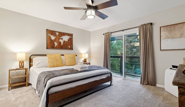 Quiet Mountain Home with Fireplace, A+ Location