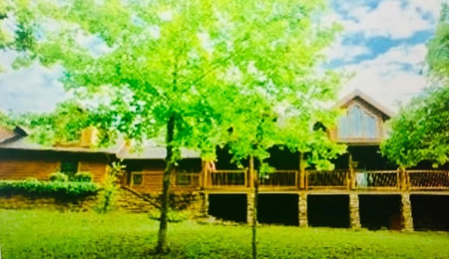 Rainbow Ridge Retreat in Gassville