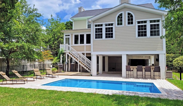 Raised 2-Story Beach House, Beautiful Updates, Private Pool, Shortcut to Beach