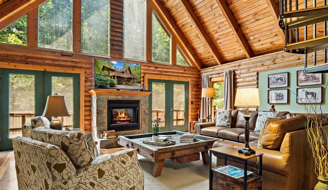 Resort Access - Game Room, Hot Tub - Lazy Bear Lodge by Carolina Properties
