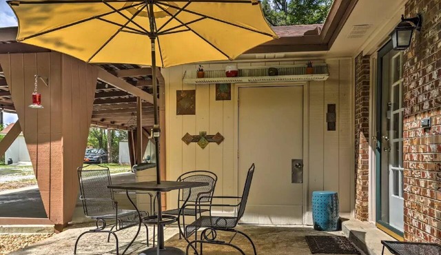 Ridgetop Retreat! 16 miles from Nashville. Quiet property on a dead end street.