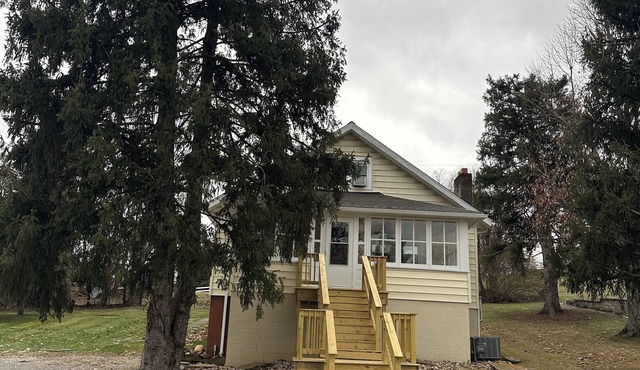 Rio Grande "Dean Lewis" House. Just off campus!