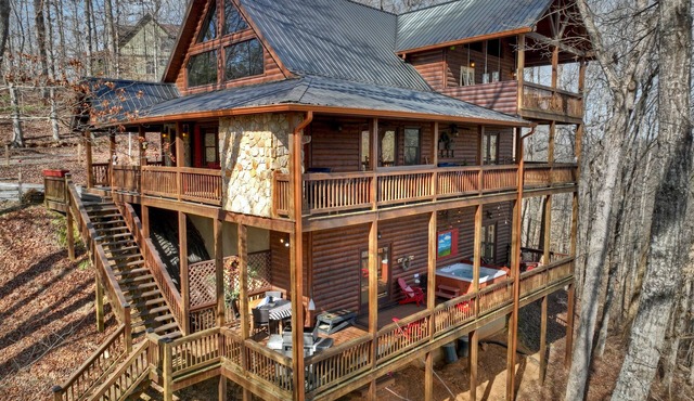 Riverfront Cabin w/Private Dock, Putting Green, Game Room! 3.5mi 2 Blue Ridge in Blue Ridge