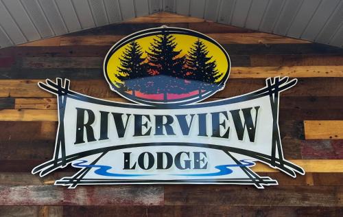 Riverview Lodge in Eau Claire