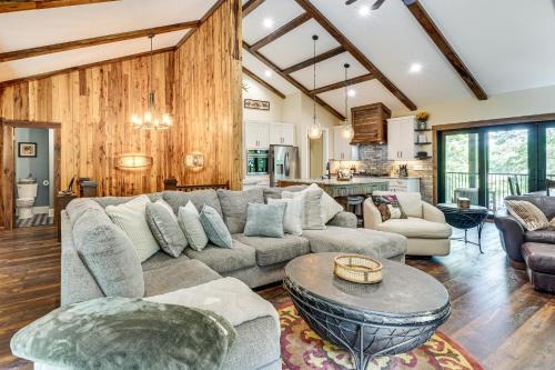 Roxboro Lake Family Retreat and Spa