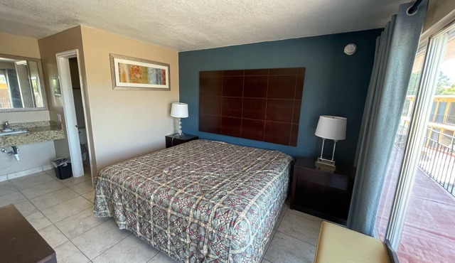 Royal Inn in Live Oak