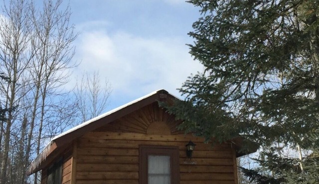 Rustic Personal Retreat Cabin, "Sunrise" in South Range