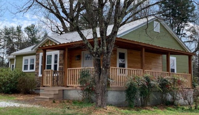 S Circle Beautifully Restored Rental Home in Salem
