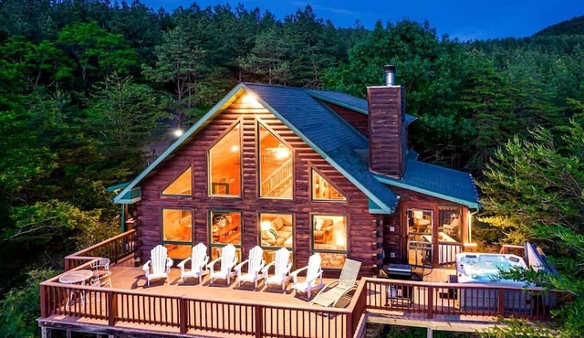 Secluded Luxury Cabin with Hot Tub on 40 Private Acres Near Moorefield, West Virginia