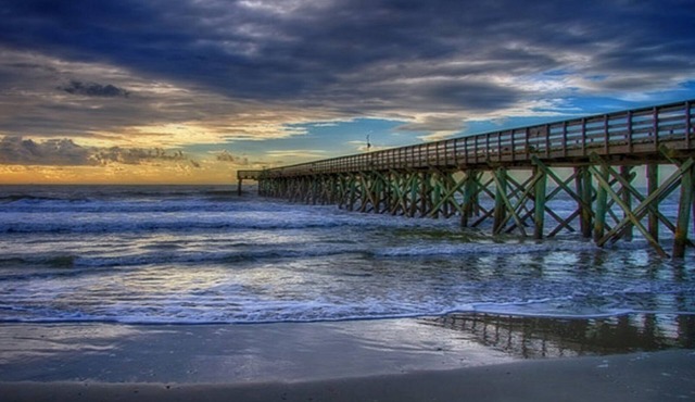 Short Walk to Beach- Close to Pier, Restaurants & Front Beach. Monthly Discounts in Isle of Palms