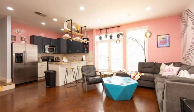Spacious 3-Floor Condo | Free Covered Parking | Walk to Vanderbilt & West End