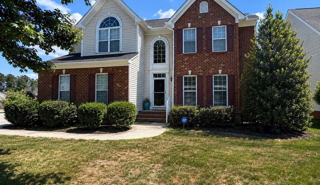 Spacious 5-bedroom house in pleasant Chesterfield with AC in Chesterfield