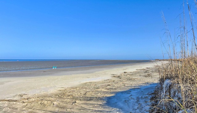 St Helena Island Condo on Private Island w/Deck!