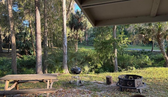 St Johns River Cabin in Satsuma