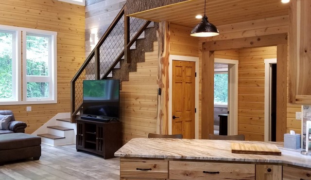 Storybook Caretaker's Cabin in the Woods -Clemson in Central
