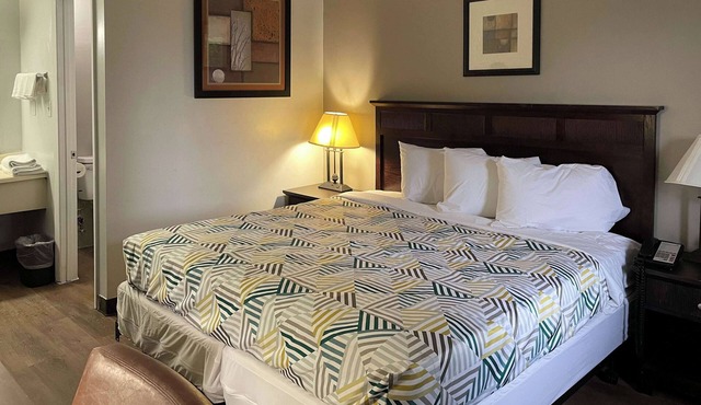 Studio 6 Suites – Wytheville, VA