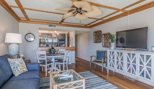 Stunning Views - Pool and Ocean Views - Harbor Island Beach House