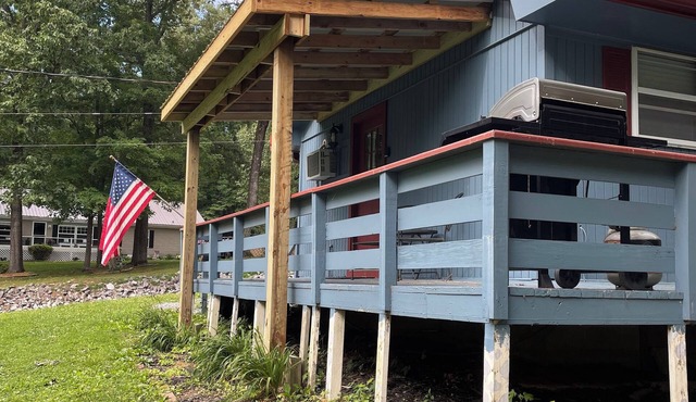 Summer Lake Fun at Cozy Blue Cabin – Prime Fishing & Boating on Lake Barkley!