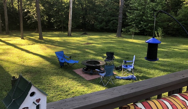 Summer Openings! Perfect spot on lake for fishing! Spacious home & backyard in Iuka