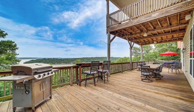 Sunset View Deck! Lake Eufaula Family Getaway in Stigler