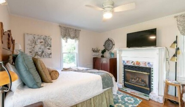 The Garden Studio at Blue Ridge Hideaways