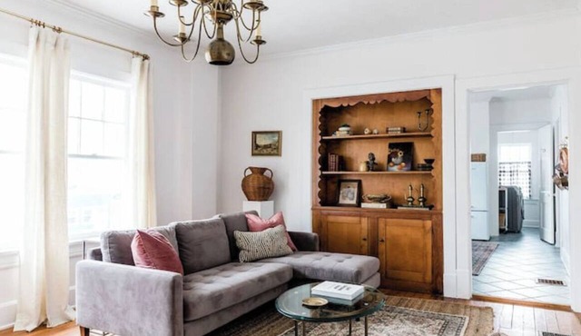 The Kenwick Pied-à-terre - Lexington Apartment with Historic Charm