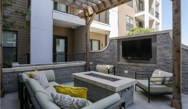 The Nash Luxe- In the heart of Nashville