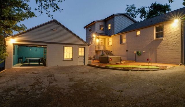 The Nashville Playground: 5BR Home with Hot Tub, Cinema, and Arcade