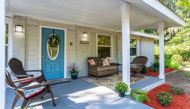 The Sea Islander - Minutes to Parris Island entrance for Military Graduations!
