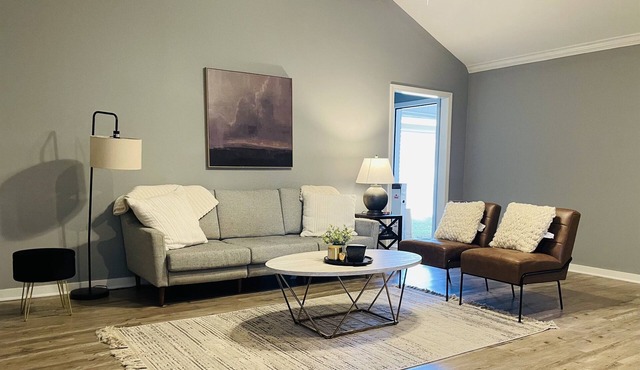Three Bedroom Home Reservoir Getaway in Brandon
