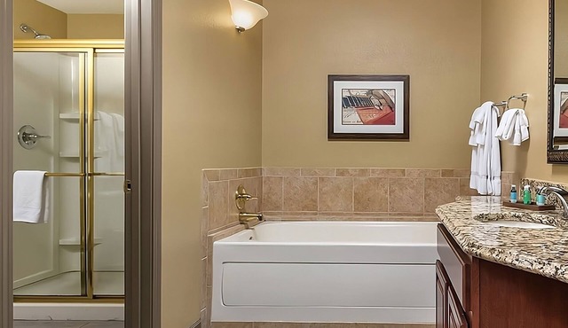 Top notch 2-bedroom resort in Nashville during Country Music Fest, near Opryland