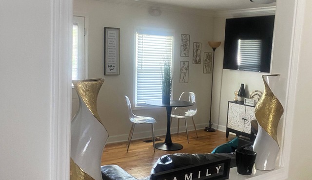 Tranquil 3 bedroom 2bath Home with AC in Hendersonville 15mins from Nashville TN in Hendersonville